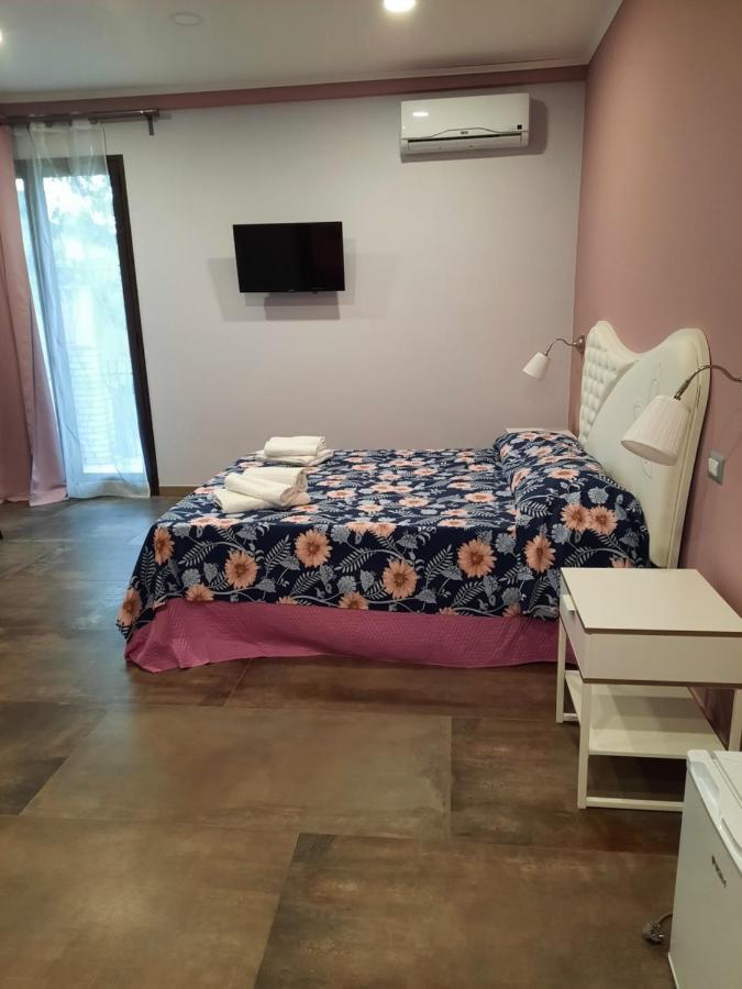 Taorbay Bed & Breakfast Giardini Naxos Exterior photo