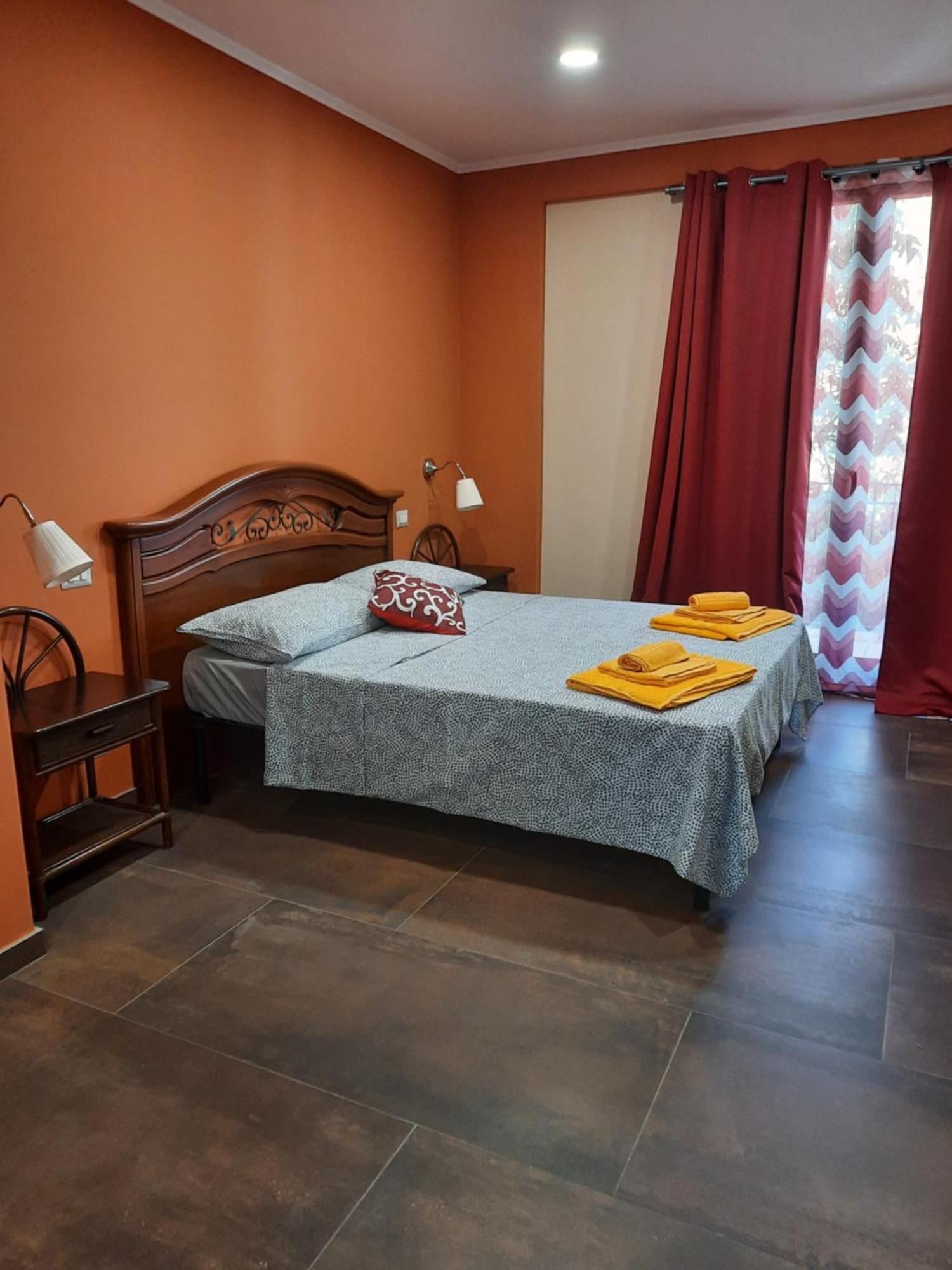 Taorbay Bed & Breakfast Giardini Naxos Room photo
